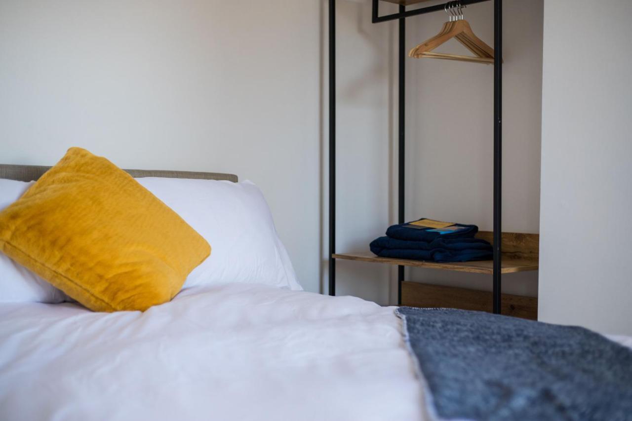 Amazing New 3 Double Bed House In Staple Hill! Appartement Bristol Buitenkant foto