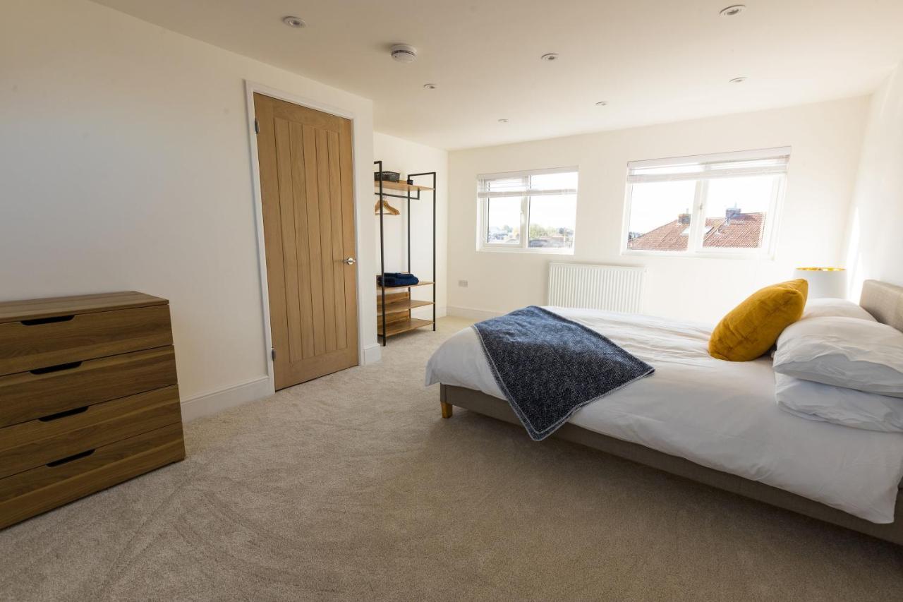 Amazing New 3 Double Bed House In Staple Hill! Appartement Bristol Buitenkant foto