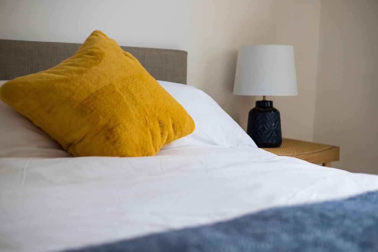 Amazing New 3 Double Bed House In Staple Hill! Appartement Bristol Buitenkant foto