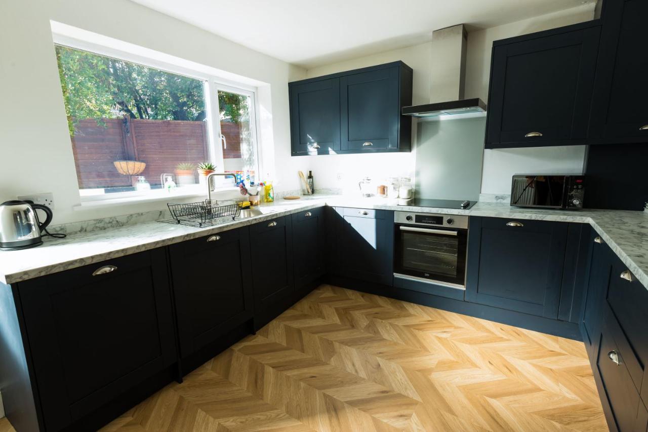 Amazing New 3 Double Bed House In Staple Hill! Appartement Bristol Buitenkant foto
